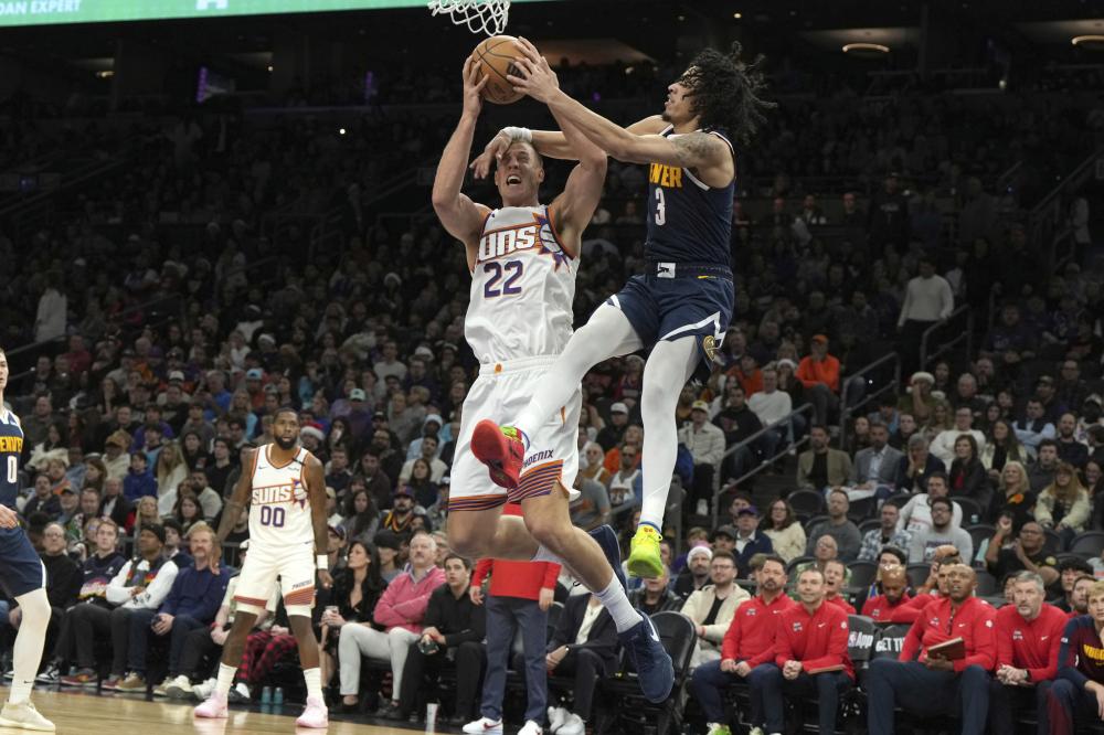 他的控球稳 他的控球稳