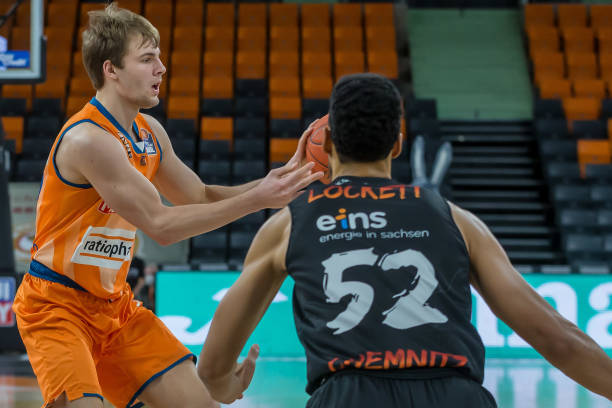 端对球队体 端对球队体