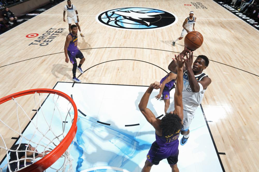 众多对手视 众多对手视