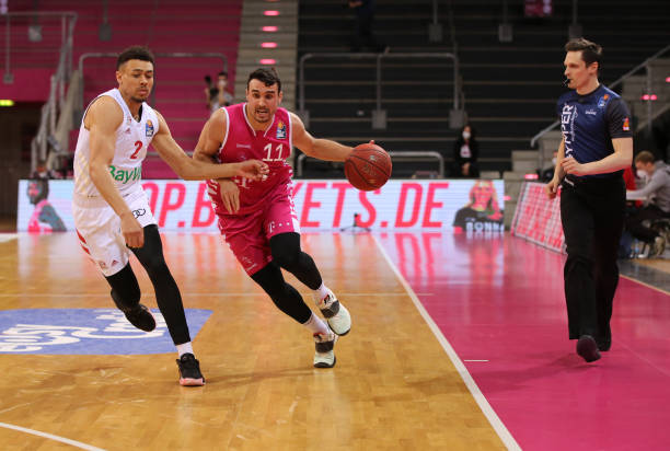 进行比赛 进行比赛